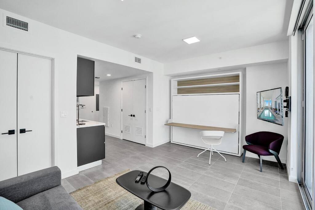 Miami High Town View 1610 Apartment Bagian luar foto
