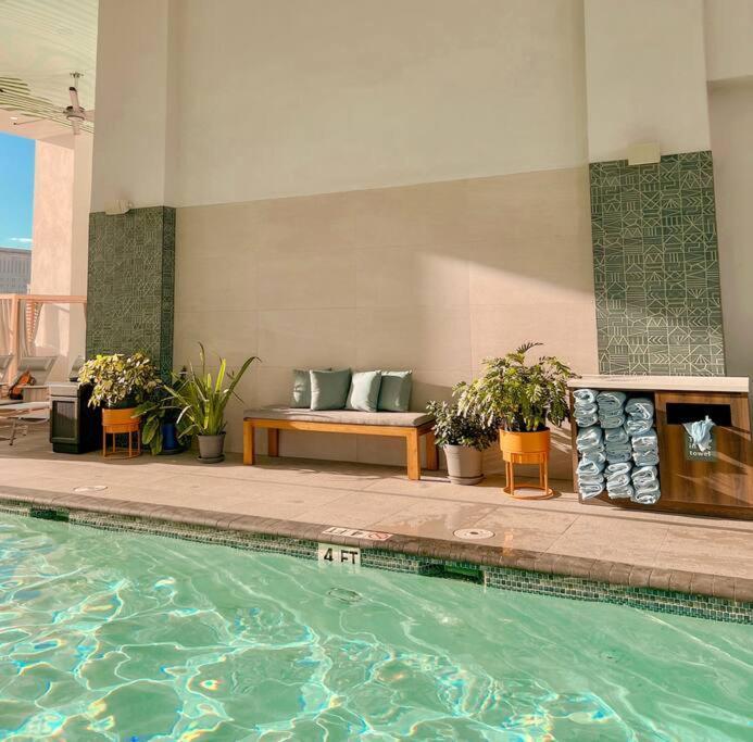 Miami High Town View 1610 Apartment Bagian luar foto