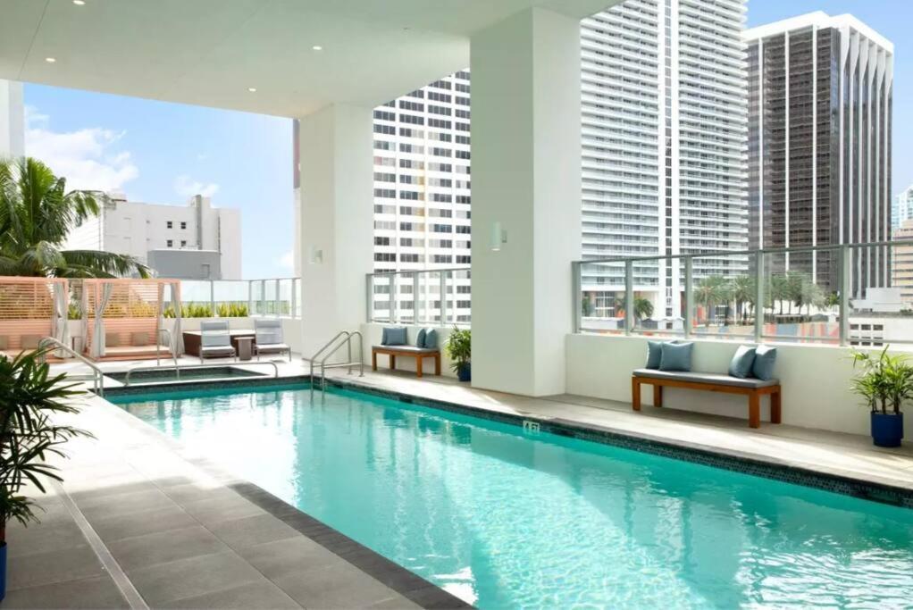 Miami High Town View 1610 Apartment Bagian luar foto